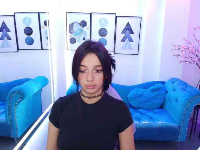 Chloe-meww webcam