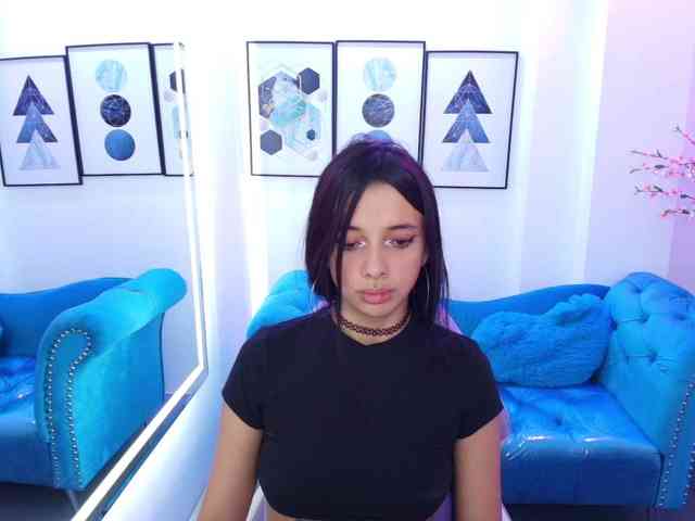 Chloe-meww webcam