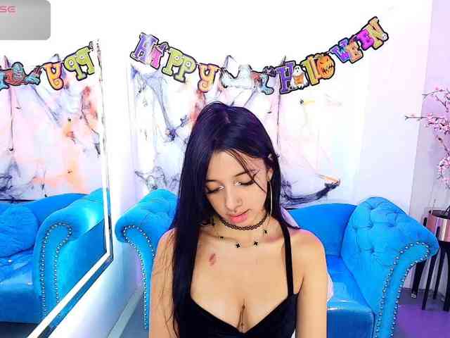 Chloe-meww webcam