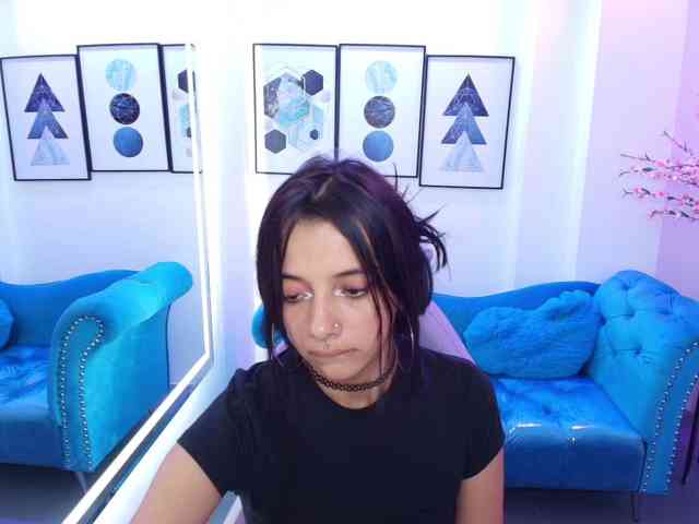 Chloe-meww webcam