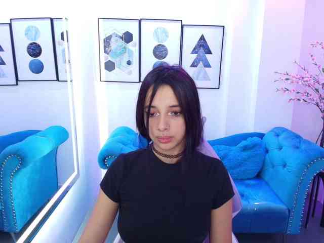 Chloe-meww webcam