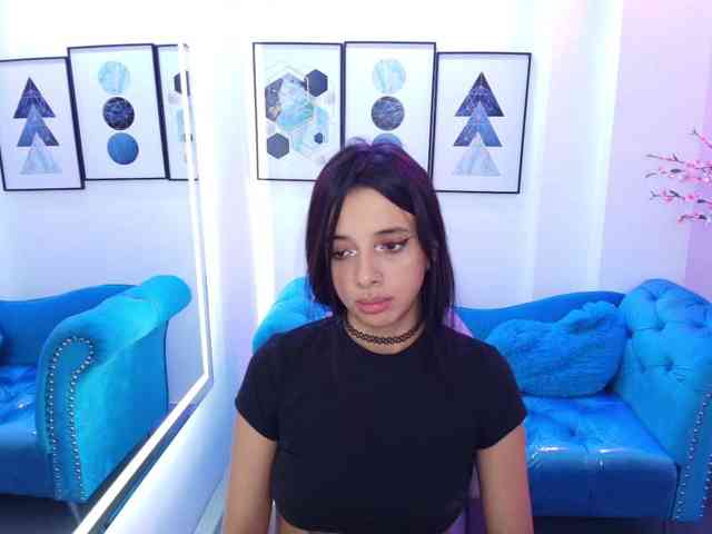 Chloe-meww webcam
