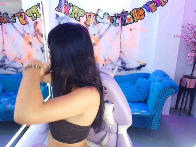 Chloe-meww webcam