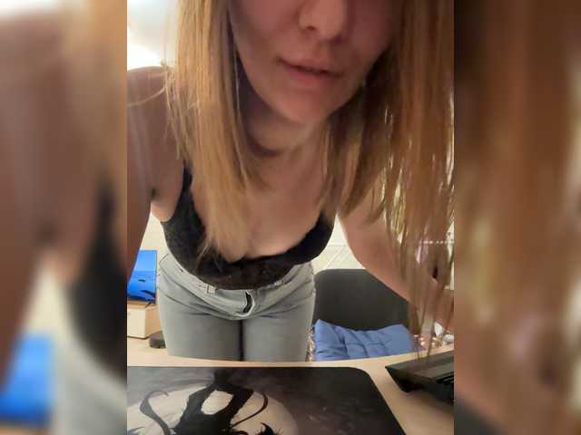 klava111 live cam on BongaCams