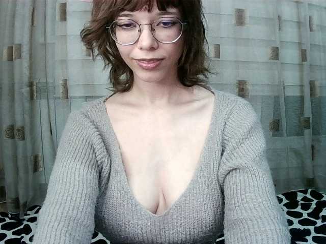 PrettyKIt live cam on BongaCams