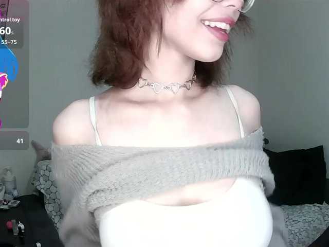 PrettyKIt live cam on BongaCams