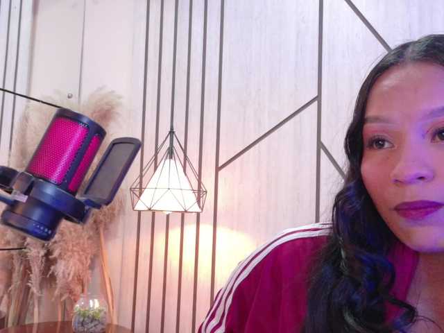 Miaa-Collins live cam on BongaCams