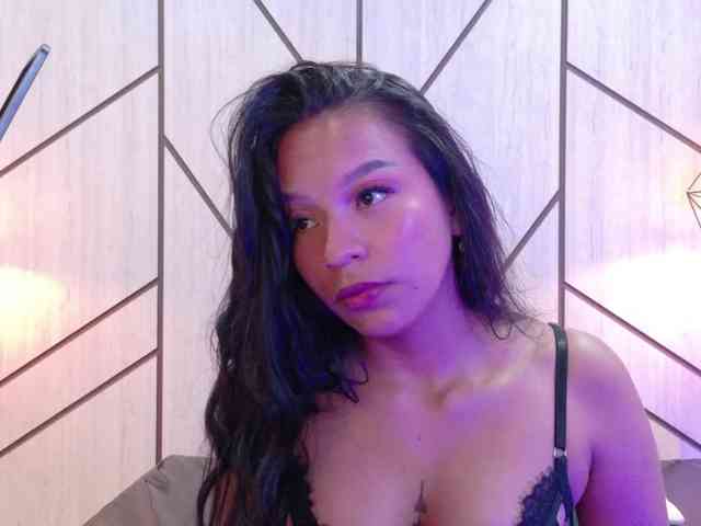 Miaa-Collins webcam