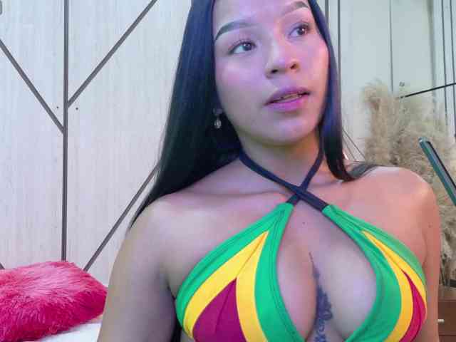 Model: Miaa-Collins