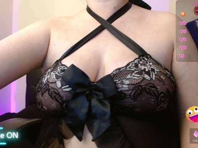 Khristala live cam on BongaCams