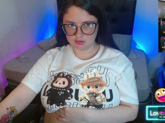 Khristala live cam on BongaCams