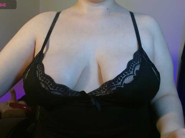Khristala webcam bongacams model stream image