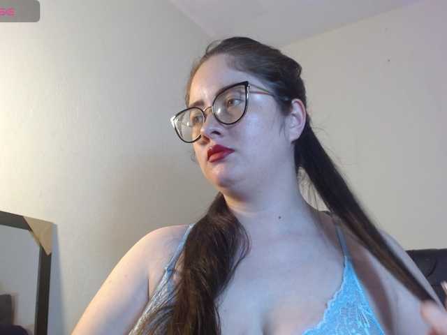 le modèle Khristala est en webcam porno dans un show sur le site bongacams, il possède les tags suivants: Latino/Hispanic,Brunette,Hairy
