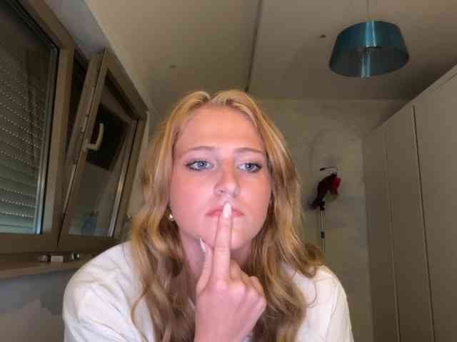 Lucianamol webcam