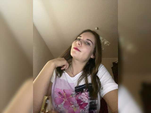CandyAryna live cam on BongaCams