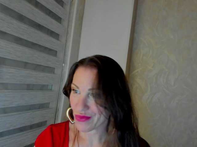 pure-elena live cam preview