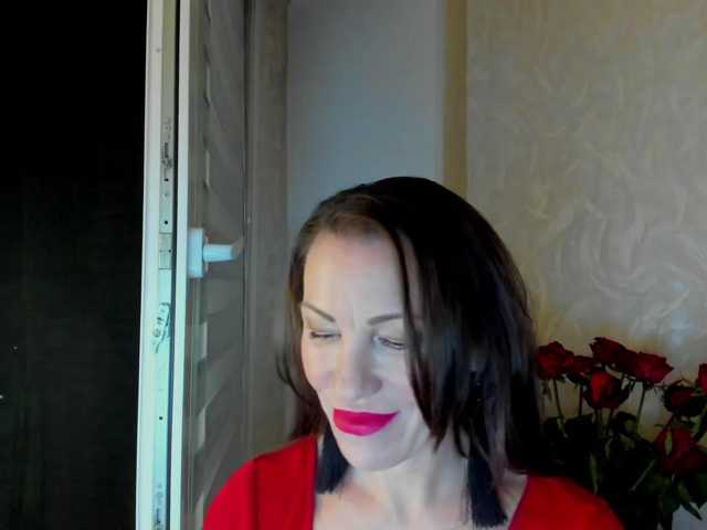 pure-elena live cam on BongaCams