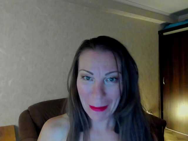 pure-elena live cam preview