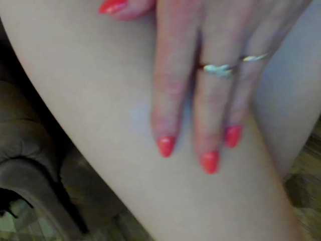 pure-elena live cam on BongaCams