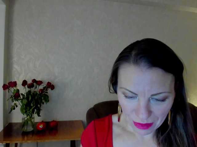 pure-elena live cam on BongaCams