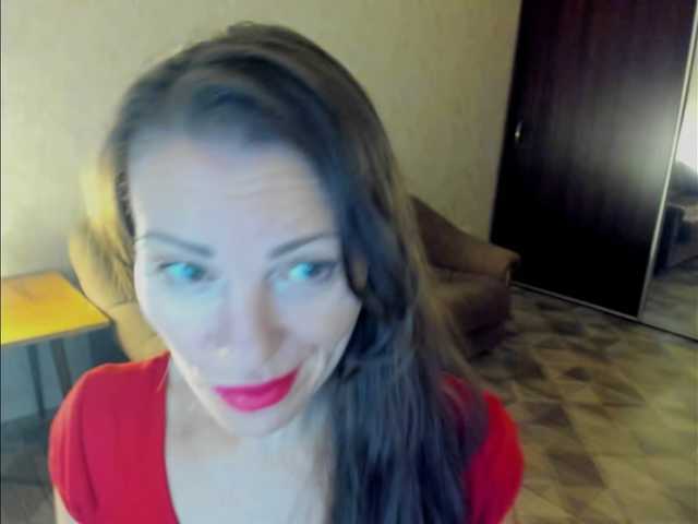 pure-elena live cam on BongaCams