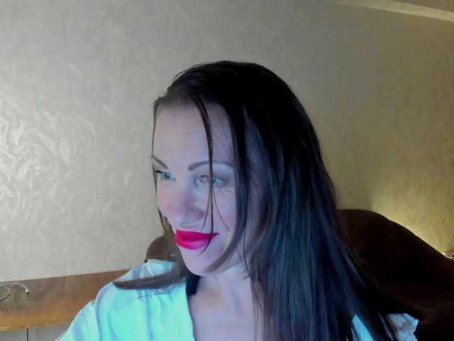 pure-elena live cam preview