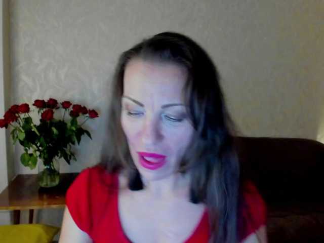 pure-elena live cam on BongaCams