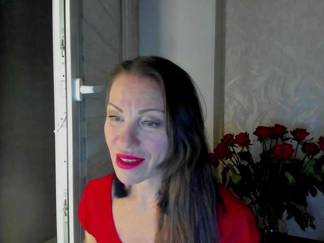 pure-elena live cam on BongaCams