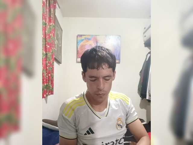 Junior-23