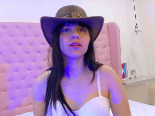 Antonella-Rouse webcam