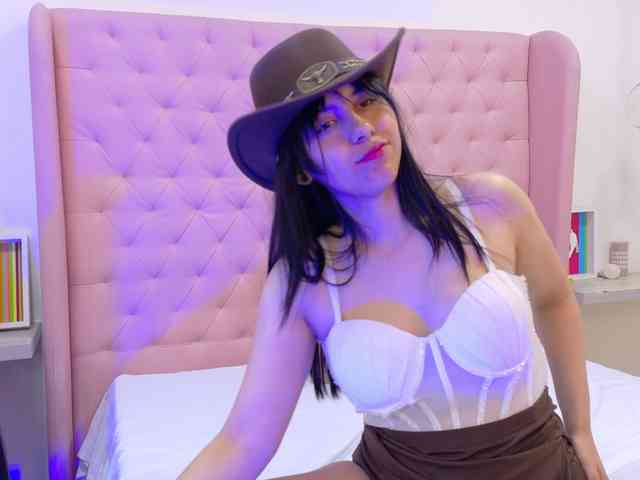 Modelo: Antonella-Rouse