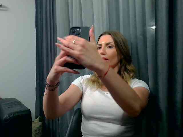 Polishblondie06