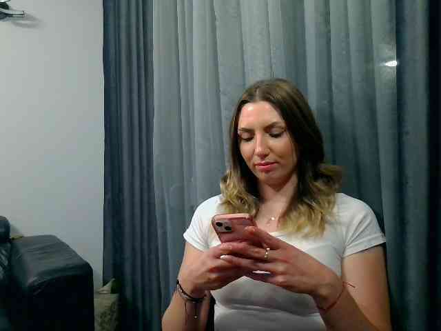 Polishblondie06 webcam