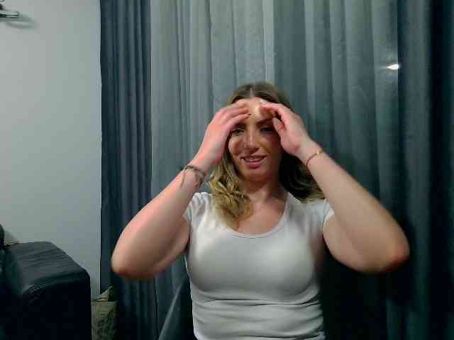 Polishblondie06 webcam