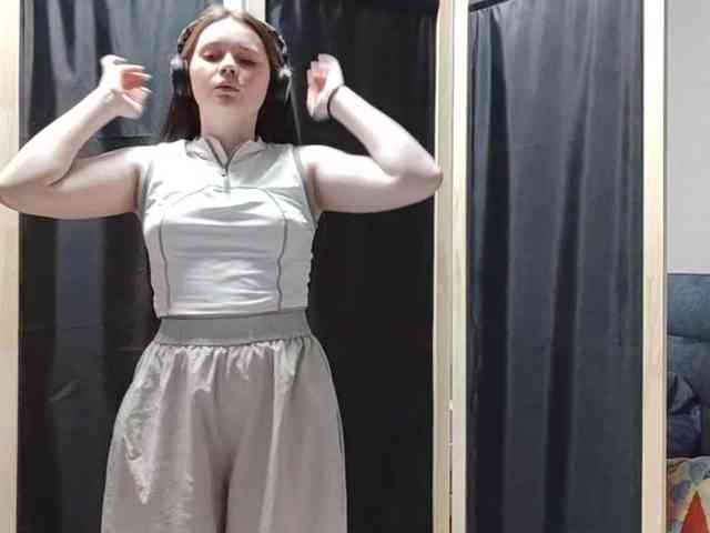 ShakitaFaustman webcam