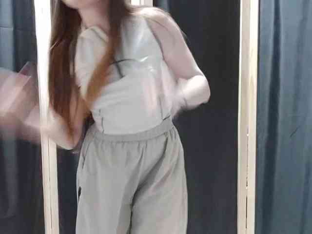 ShakitaFaustman webcam