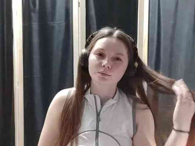 ShakitaFaustman webcam