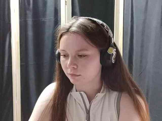 ShakitaFaustman webcam