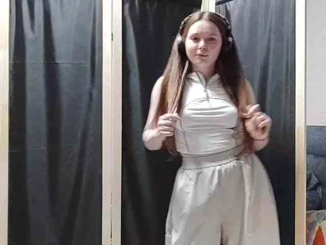 ShakitaFaustman webcam