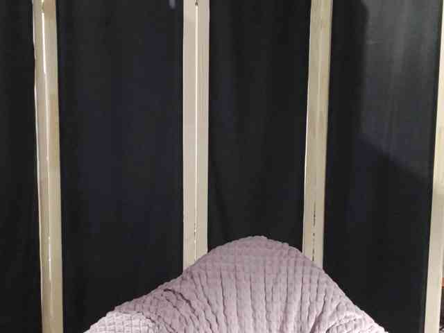 ShakitaFaustman webcam