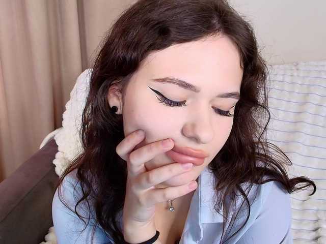 umiibae live cam on BongaCams