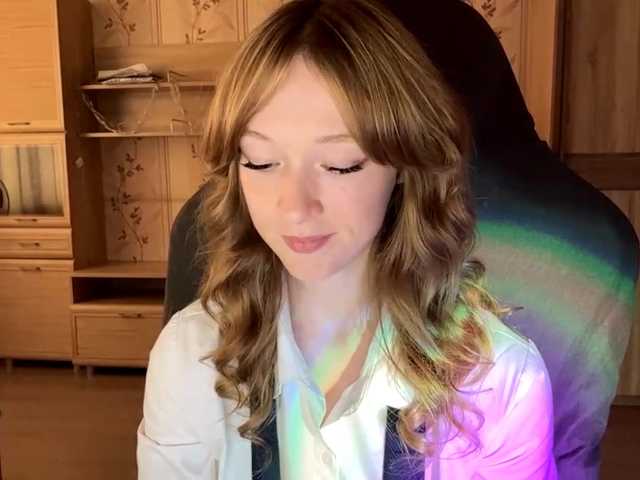 go to chat with LisaSchroyer