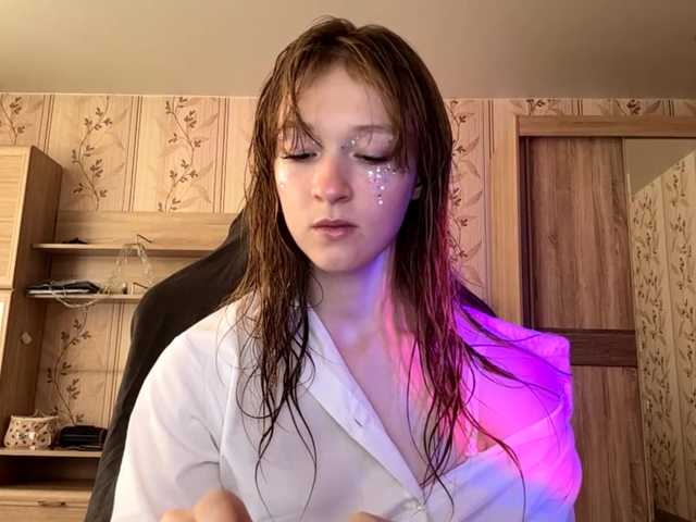 LisaSchroyer live cam on BongaCams