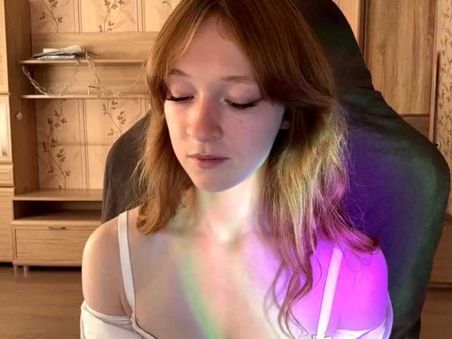 LisaSchroyer live cam on BongaCams