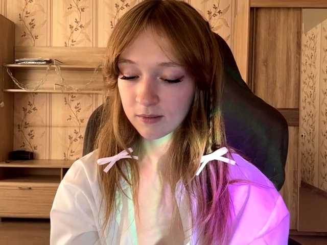 LisaSchroyer live webcam show