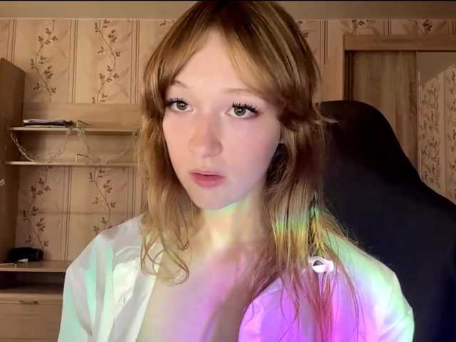 LisaSchroyer live cam on BongaCams