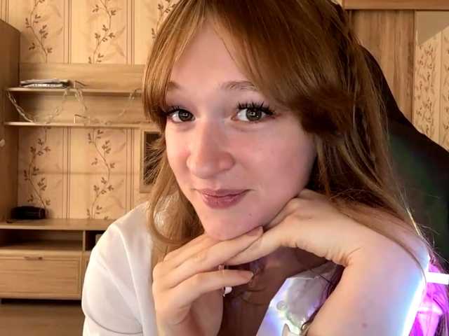 LisaSchroyer live cam on BongaCams