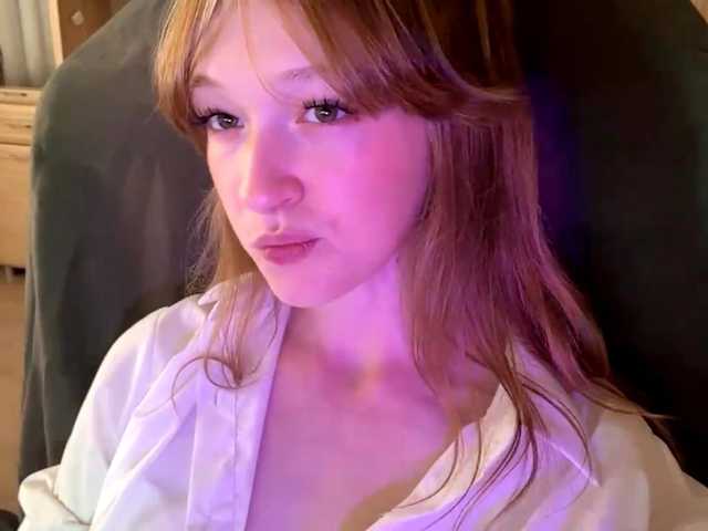 LisaSchroyer live cam on BongaCams