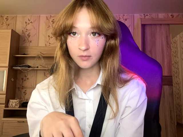 LisaSchroyer live cam on BongaCams