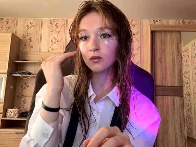 LisaSchroyer live cam on BongaCams